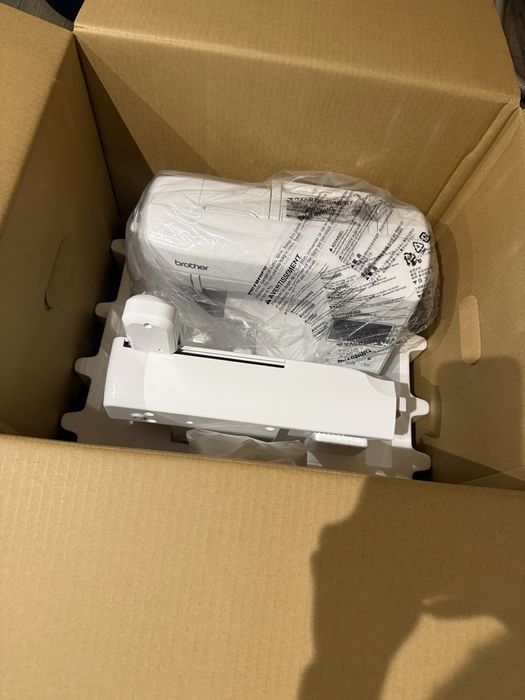 Masina de Brodat Brother Innov-Is F540E