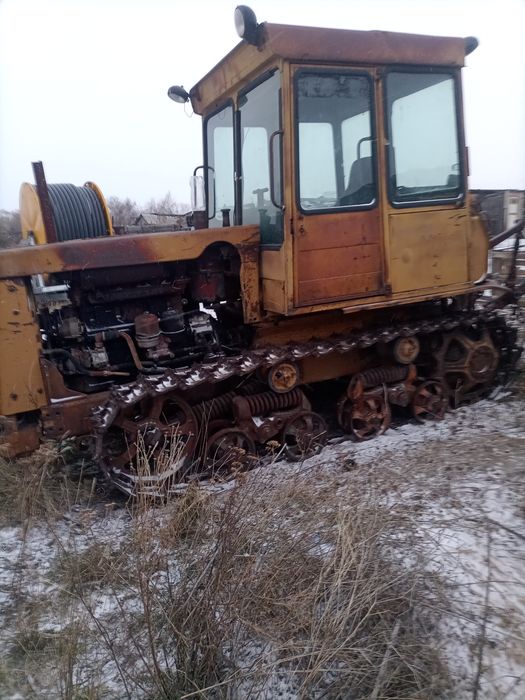 Продам трактор дт75