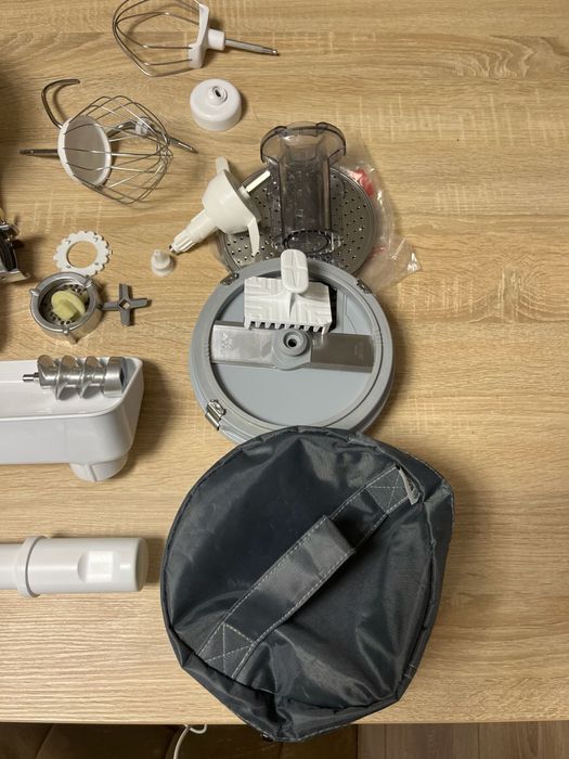 Robot bucătărie Bosch MUM58364