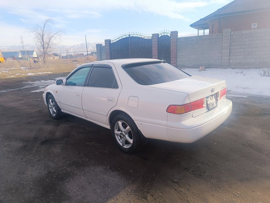 Тайота камри грация