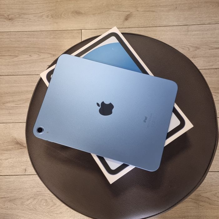 Amanet F28: Tableta Ipad generatia 10 64GB wifi