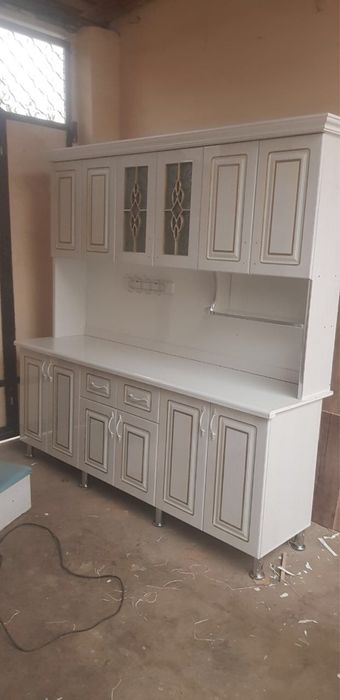 Кхуонный буфетлар тайор