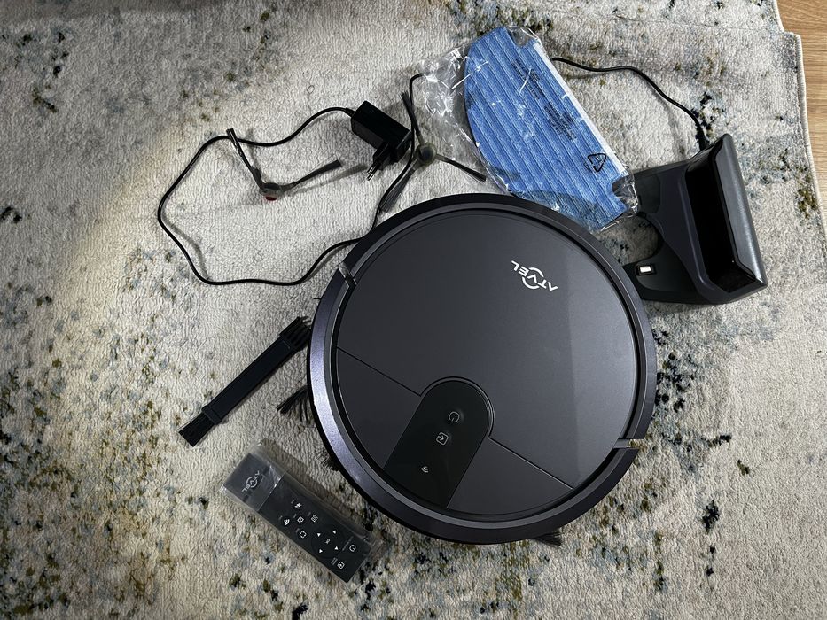 Продам робот пылесос(моющий)