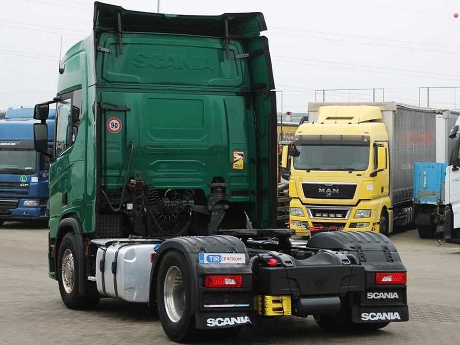 Тягач Scania R500