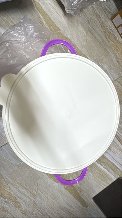 Миска 4,5л Tupperware