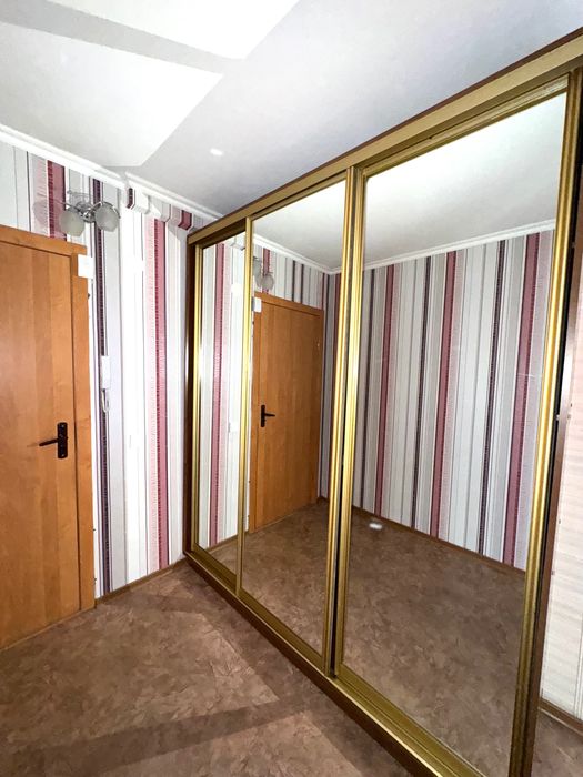 Продам шкаф купе