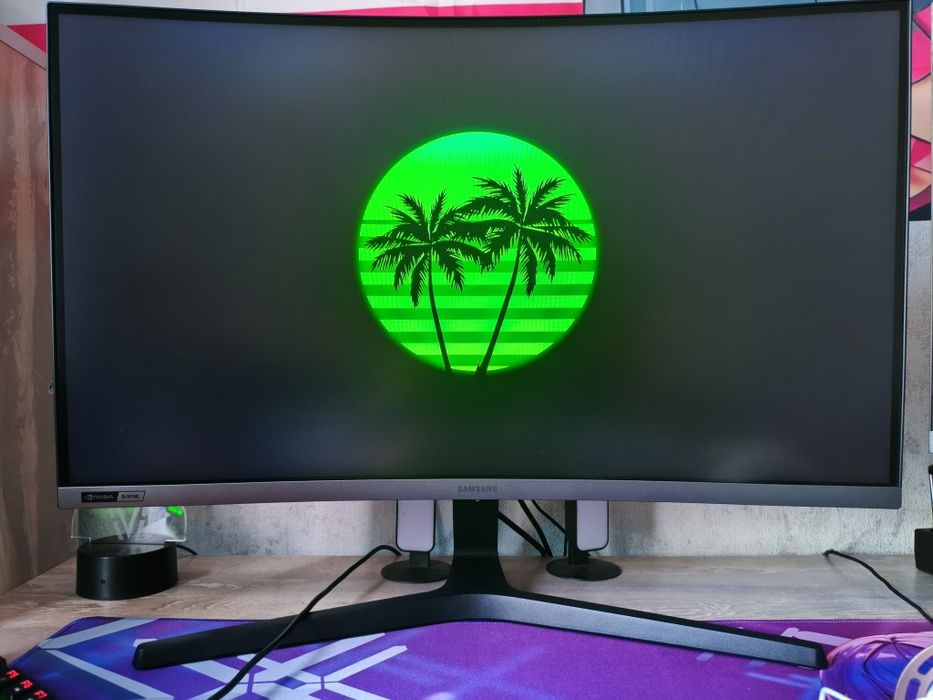 Монитор 240гц, Самсунг, изогнутый