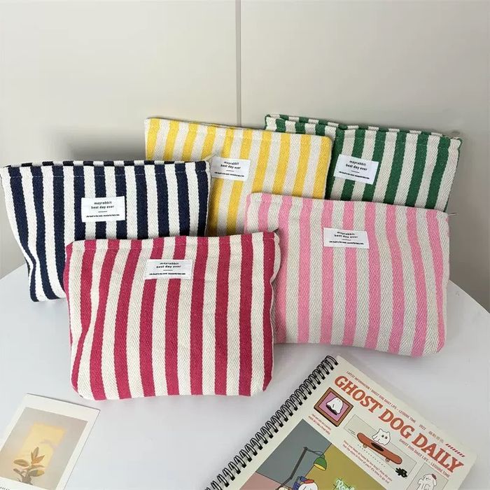 Подарки на 8 марта косметички