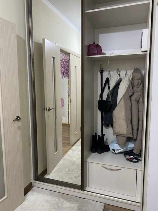Подселение ищиу девушку