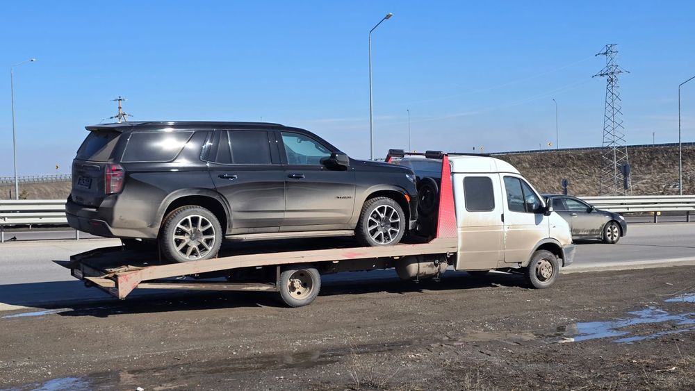 Услуги эвакуатора 24/7. Круглосуточный