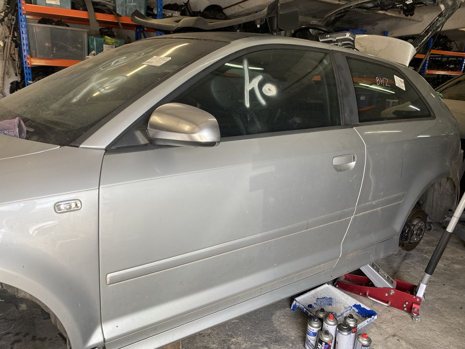 Лява врата ауди а3/с3 2007г