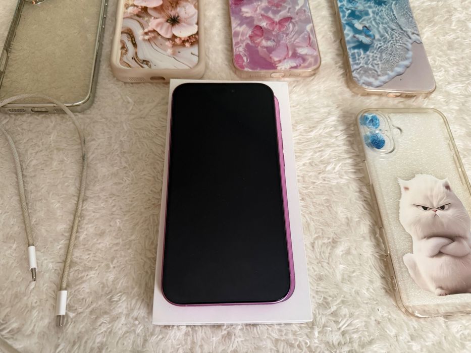 iPhone 16 Plus pink 128GB, калъфи за айфон 16 плюс