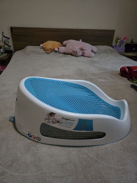 Подложка за къпане на бебе Angelcare
на бебета