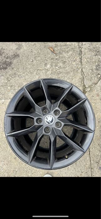 Janta Skoda Octavia Gemini Vrs Rs 7,5jx18et51 o bucata neagra pe stoc