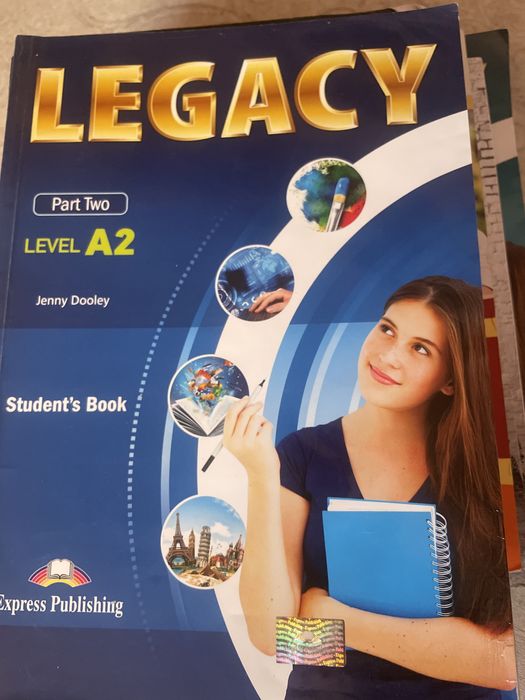 Продавам учебници за 9 клас на половин цена