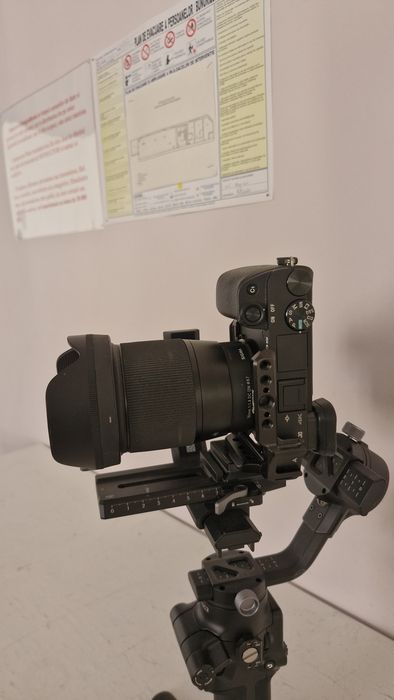 Sony A6400 + Sigma 16mm F1.4 + Ronin SC2, Kit Complet pentru Filmare 4K