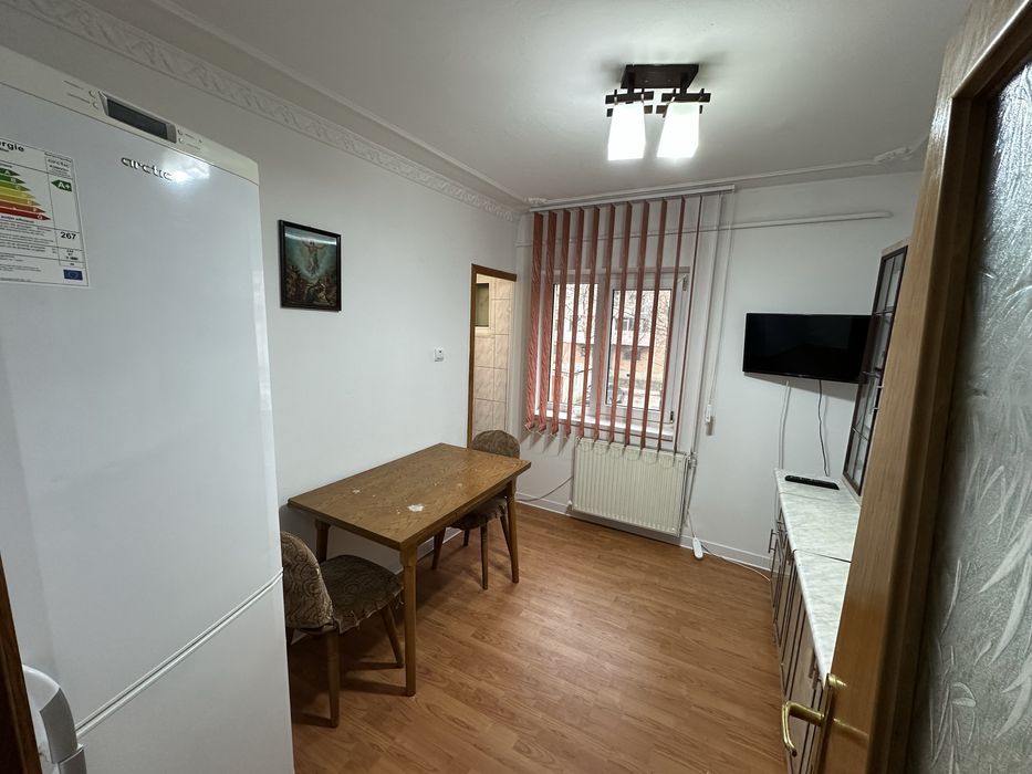 Inchiriez aparatament 2 camere, utilat