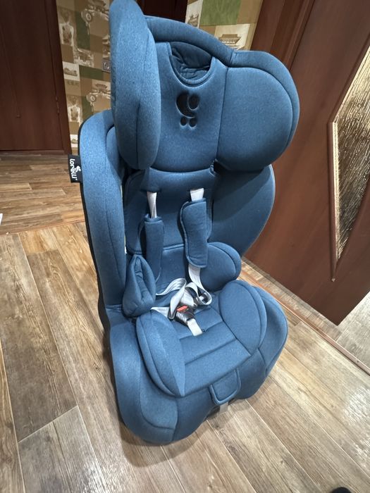 Продам автокресло от 1-5 лет
