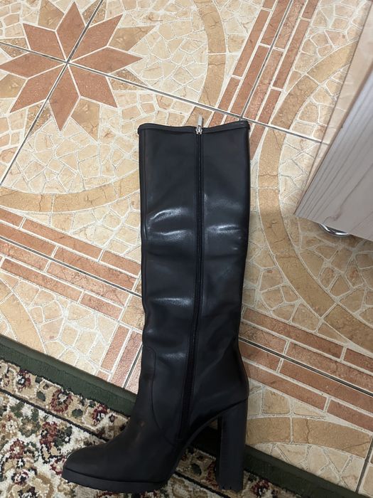 Сапог сатылады!