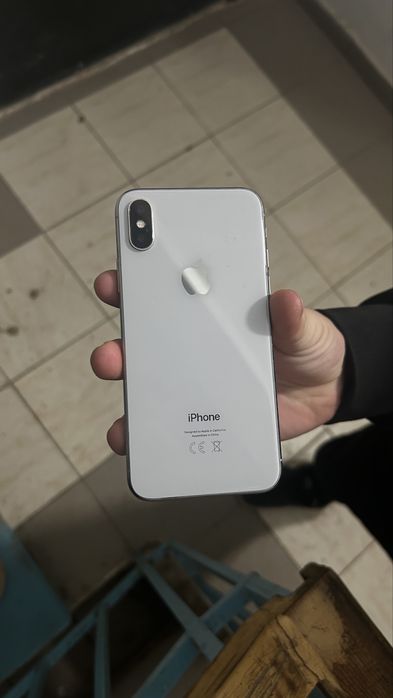Айфон Х , 64гб 86% емкость оригинал
