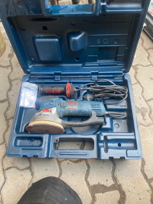 Шлифовальная машинка Bosch