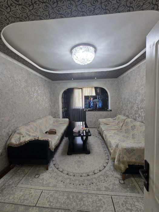 Продаётся 1 ком в 2ух на 4-ом таже с евро-ремонтом на Юнусабаде 18 квл