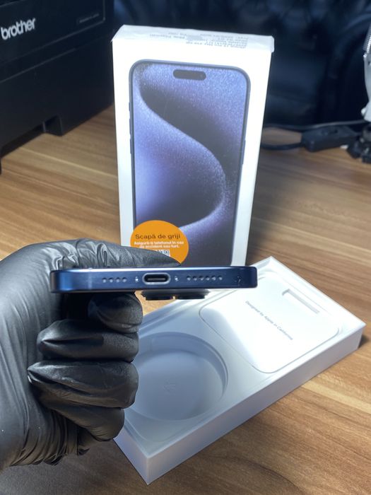 iPhone 15 Pro Max • 256 GB • Blue Titanium