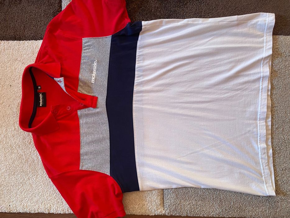 Flair и McKenzie Тениски