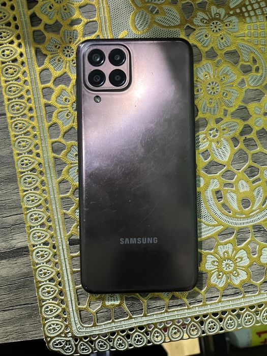 Samsung M33 128 xotira 5G