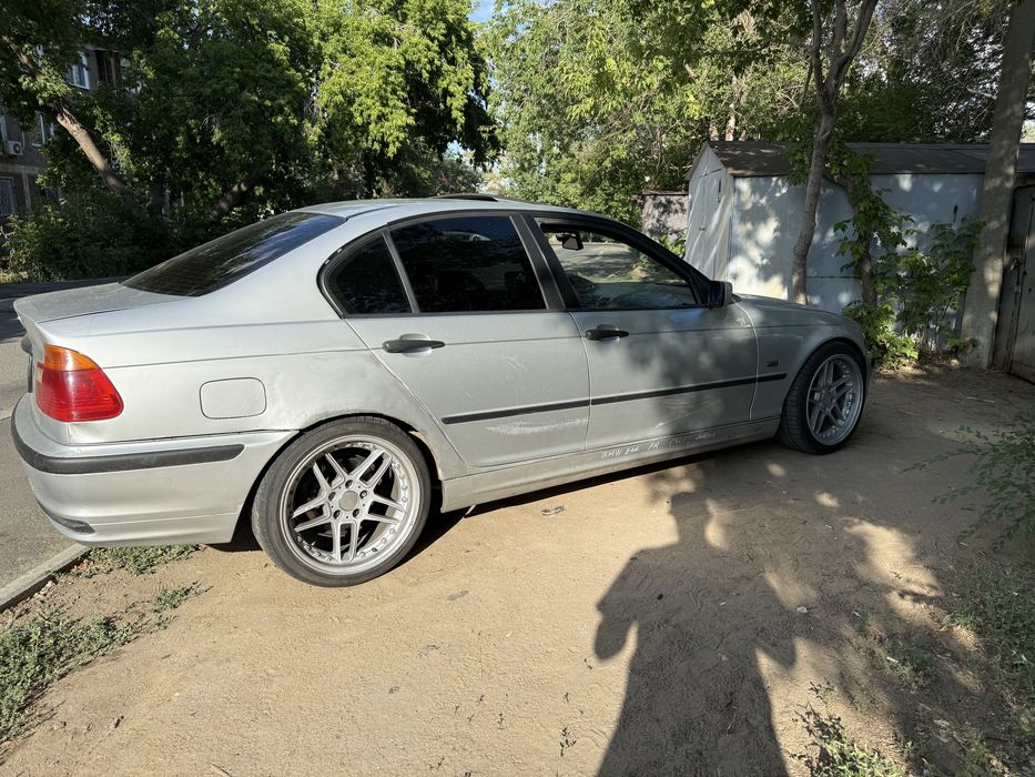 Bmw e46 1999г m43b19