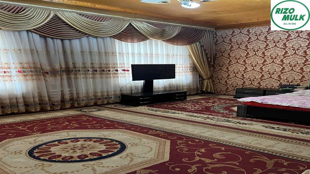 Шайхонтохур тумани Обиназир махалласида ховли сотилади. NR494/42