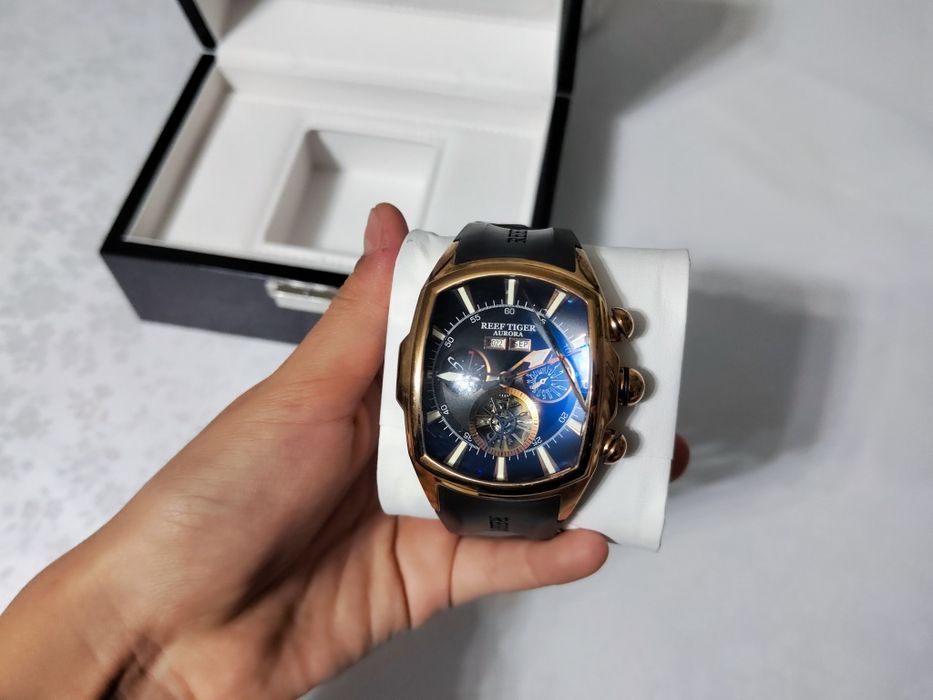 Кварцевые часы Reef tiger