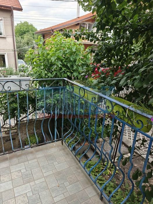 Къща в кв. Църква