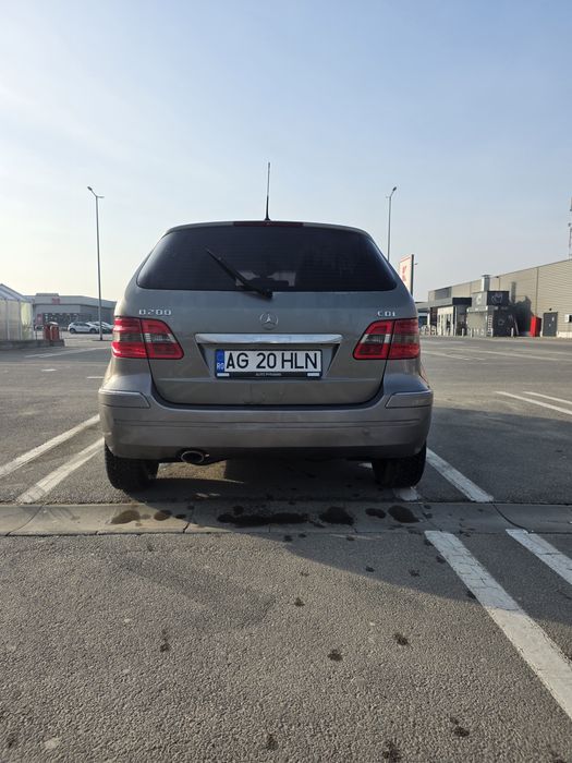 Vand Mercedes-Benz B200