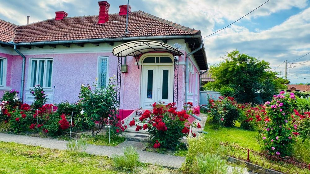 Vand casa locuibila cu teren 1490 mp