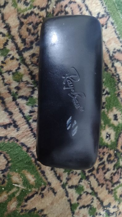 Солнцезащитные очки райбэн