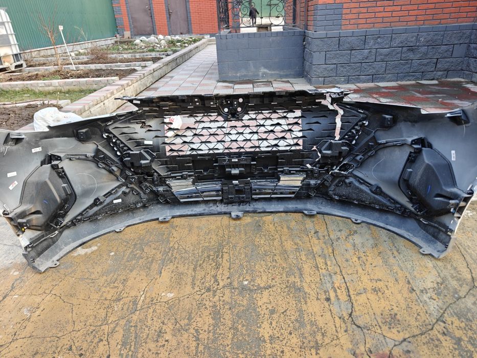 Передний бампер Changan x5 plus. Торг