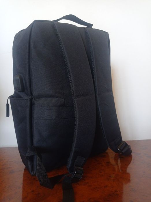 Qulay va sifatli kelishillgan narxda (qora va kulrang)