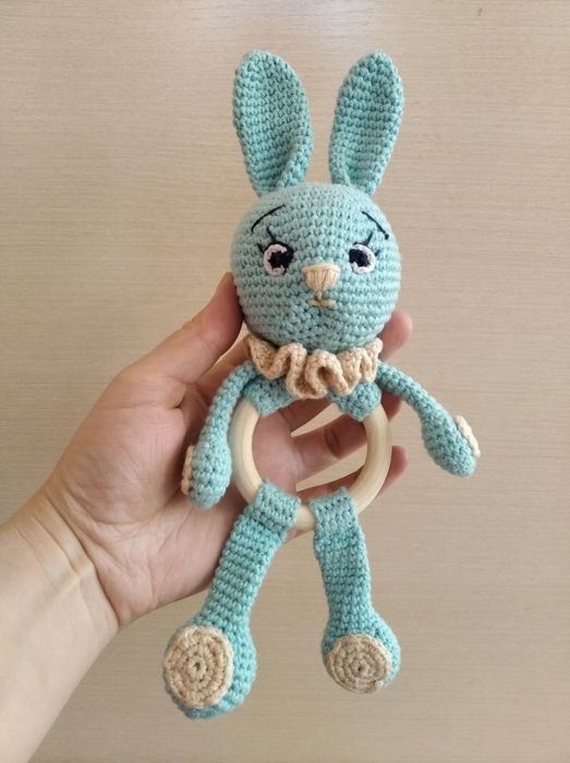 Игрушки-погремушки и грызунки