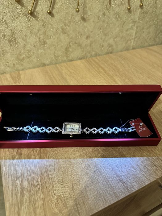 часы серебро 33,71 грамм, новые