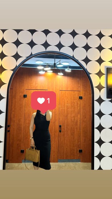 Продам черное платье , размер с-м