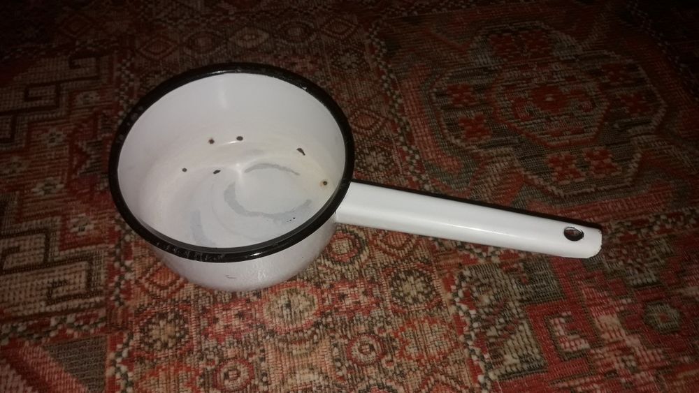 Ковшик эмалированный