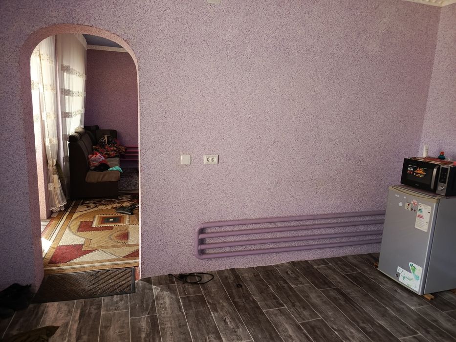 Uy sotiladi 5 xonali  7 sotih. puli kam odam bosa varyant bor