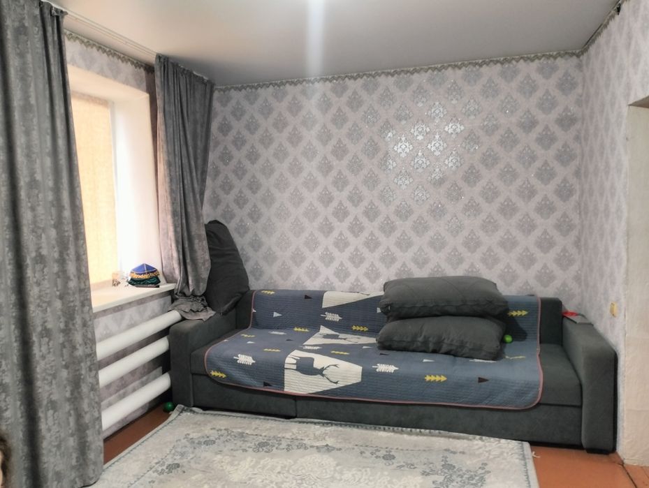 Продам 1/2 дома...