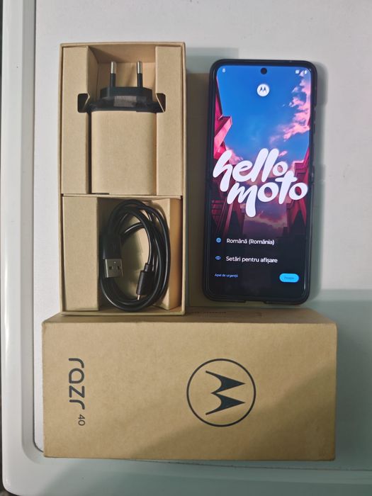Motorola RAZR 40