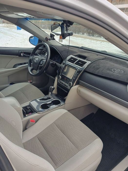 Продам Toyota Camry Hybrid XLE