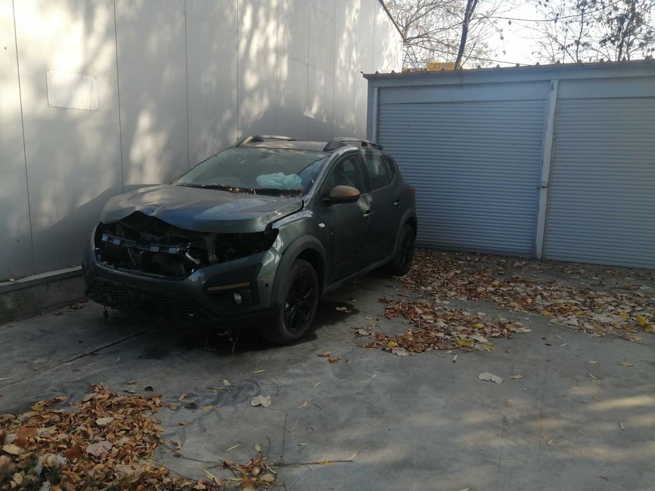 Dezmembram Dacia Sandero Stepway