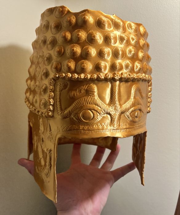 Reproducere Coif Cotofenesti purtabil pe cap barbat, plastic auriu