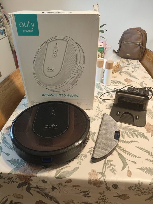 Прахосмукачка робот RoboVac G30 Hybrid