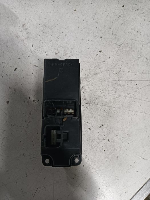 Butoane Geamuri Electrice Stanga Fata Mazda 6 2005>